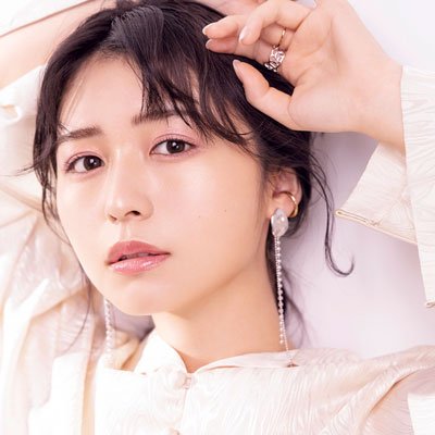 長濱ねるさん「普段から大人っぽいピンクメイクが好き。うれしい発見も！」｜Web限定カットも大公開