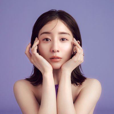 田中みな実さん「知性と愛嬌に満ちた女に私はなりたい」｜花が言うには