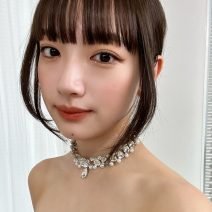 大人気のガールズグループTWICE 〝モモ風メイク〟を俳優の坂口風詩さんが再現！