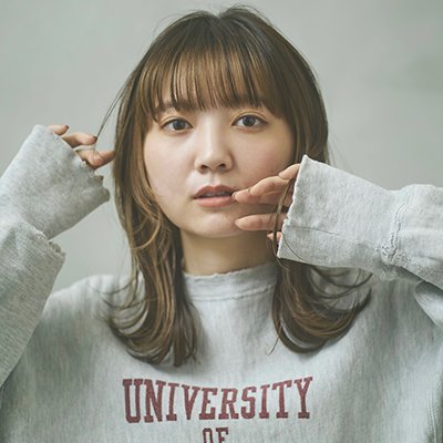 丸顔さん・エラ張りさんにおすすめ！ ハイライト＋レイヤーでヘルシー印象のミディ｜最旬ヘアカタログ