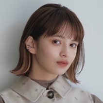 お洒落に差がつく春ヘア！ インナーカラー＋切りっぱなしボブで旬顔に｜最旬ヘアカタログ