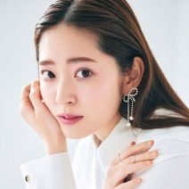 鈴木愛理さんの4つの春メイク｜ベージュ、透け感イエロー、ピンク、ブルー…春の太陽の下で輝くメイク【太陽は、私の味方。】