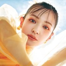SUQQUのベージュツヤリップ×赤みアイで軽やかな色気を演出するいい女っぽメイクの完成！