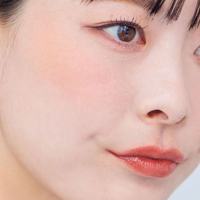 肌なじみ◎！ プチプラアイテムでトライしやすいオレンジ顔メイク｜韓国発「果汁メイク」