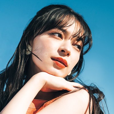 Fujikoのツヤオレンジリップでしゃれ感のあるヘルシー令嬢顔に！