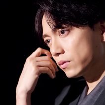 山崎育三郎「姿勢がいい人は素敵に見える」美しき佇いの秘密｜美的GRAND