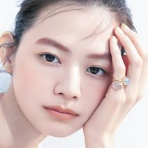 RMKのチークが主役！ ヘルシーな色ツヤで夏FACEをゲット♪｜ベスコス1位でメイク