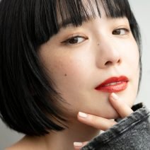 「赤リップさえあれば」Mikakoさんの凛とした美の秘訣とは？