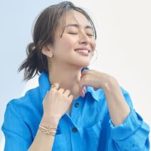 フレッド「フォース10」で感じる爽やかな海風【グラン世代を美しくする「肌映えウォッチ＆ジュエリー」第15回『フレッド のフォース10』】