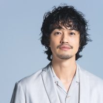 齊藤 工さん「コロナ禍を経て、家もモノもコンパクトに」｜映画『スイート・マイホーム』スペシャルインタビュー