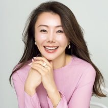 【更年期体験談】山本未奈子さん「突然起き上がれなくなりうつ症状に。仕事を半年休業しました」