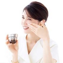 【完全版】“友利 新肌”になる方法、教えます！ ルーティンから愛用アイテムまで大公開