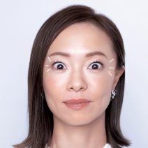 【眠たげな目元】を整形級にパッチリ！ 「ひが式表情筋ヨガ」パーツ別集中ポーズ
