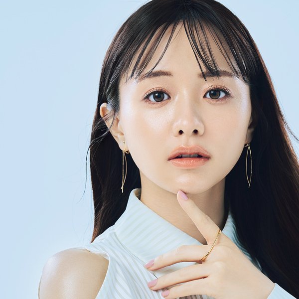 森 香澄さん「自分に負担をかけすぎない方が、肌がキレイになった実感が♡」｜愛用アイテムを大公開