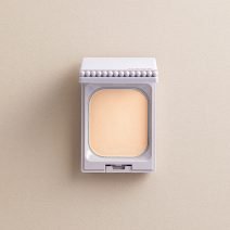 【最新パウダリーファンデーションランキング】粉感レスパウダリーの進化の最高潮！ ハリツヤ肌がかなうTOP3｜『美的』2023下半期賢者ベストコスメ