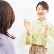 友利 新先生がアドバイス！ 小鼻横の毛穴や目元のシワ、くすみやニキビに悩んでいるならこのベスコス受賞コスメを使って！