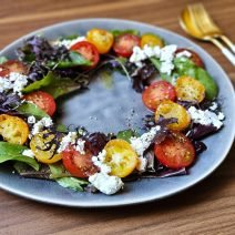 温活にも役立つ、金柑のスパイス煮をアクセントに！「スパイス香る金柑のリースサラダ」【Today’s SALAD #266】