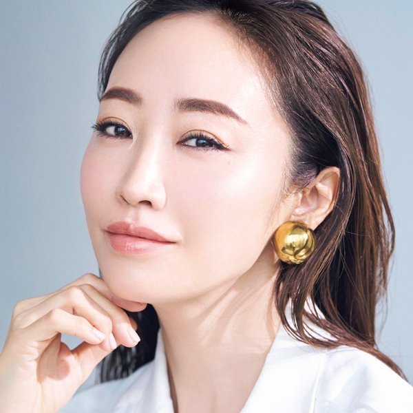 202402g74-eye.jpg