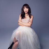 川口春奈さん「自分をいたわる時間をきちんともっていたい」│惹きつけられる、その魅力の理由とは？
