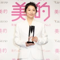 俳優 小池栄子さん 「信じてきたことは間違いじゃなかった。いいシワをきざんでいきたい」 同世代に支持され、「美的GRAND ベストビューティウーマン」に！