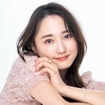 【キュートタイプ】KANEBOのツヤのあるピンクリップで大人かわいく♡