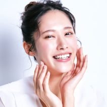クリーム、パック、UV…潤いにフタをして、外的刺激から守るケア｜“守る”保湿ケアの常識・非常識クイズもチェック！