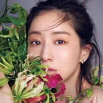 田中みな実さん「慎重に丁寧に、扱ってよね。」｜花が言うには。Vol.28