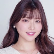 美容家・浅利晴奈さんのマイベスト鉄板保湿術とは？ 保湿もできるツヤ足しスティックをリピート中♡