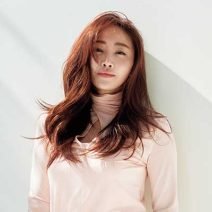 神崎恵さんが美髪な理由「人の印象の8割は『髪』次第。ボリュームを磨き、雰囲気美人に」美的GRAND