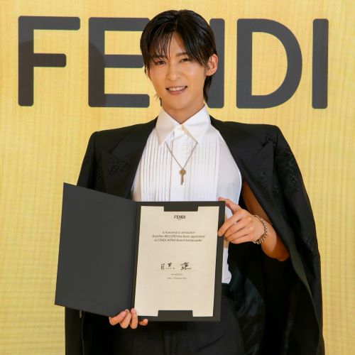 SnowMan 目黒蓮　めめmeme スノーマン　FENDIアンバサダー　記念 SnowMan 目黒蓮 めめmeme スノーマン FENDIアンバサダー 記念