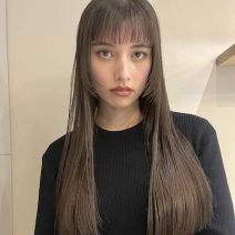 ロングの印象チェンジに！目指すのはワンランク上の抜け感モード｜最旬ヘアカタログ