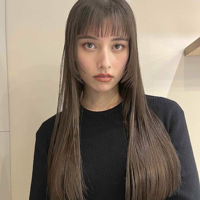 ロングの印象チェンジに！目指すのはワンランク上の抜け感モード｜最旬ヘアカタログ