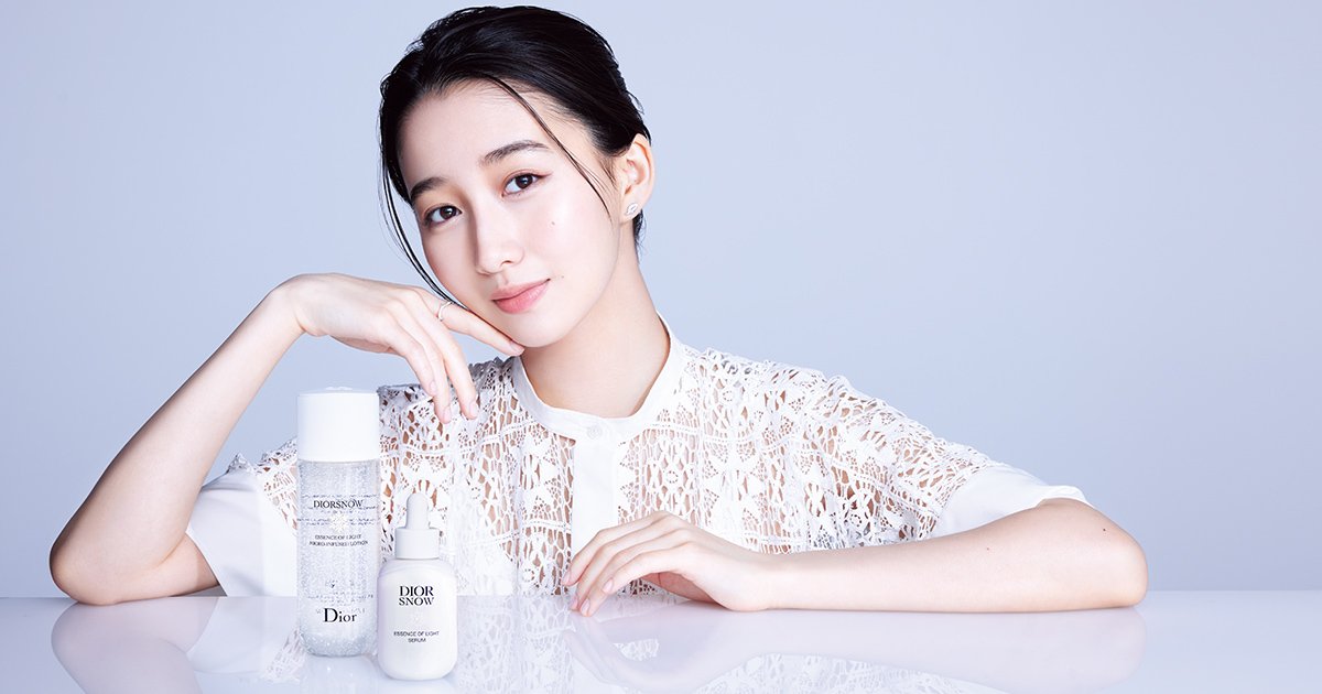 ​​ディオール×Cocomi　ディオール スノーで光を放つ雪のような透明感を | 美的.com