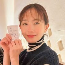 中村ゆり42歳 “女優の愉しみ” をセルフィーでお届け【ゆりログVol.9】｜美的GRAND