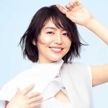 長澤まさみさん「メイクで隠しすぎなくなった。今はシワや法令線も愛しい」美的GRAND 表紙インタビュー