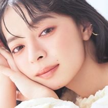 ルナソルの定番ベージュシャドウに差し色をプラスしていつもとは違うピュアでウブな表情に♡