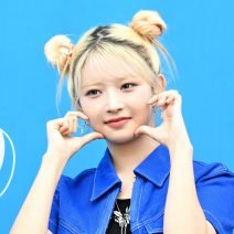 【動画つき・キッズヘアアレンジ】K-POPアイドル“IVE レイ”になれる♡「ツインお団子」アレンジを解説！