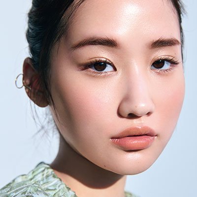 重ねてるのにあか抜ける「低温ベージュ」メイクが今っぽい！ 使用アイテムは？