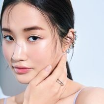 【最旬メイク】夏はルナソルのキラキラアイライナーで目元を盛って、注目の的に♡