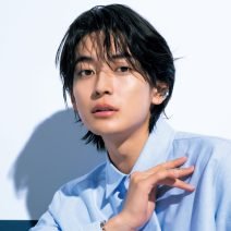 映画『からかい上手の高木さん』公開直前！ 高橋文哉さんの“イケメンすぎる”撮り下ろしは『美的』7月号で♡