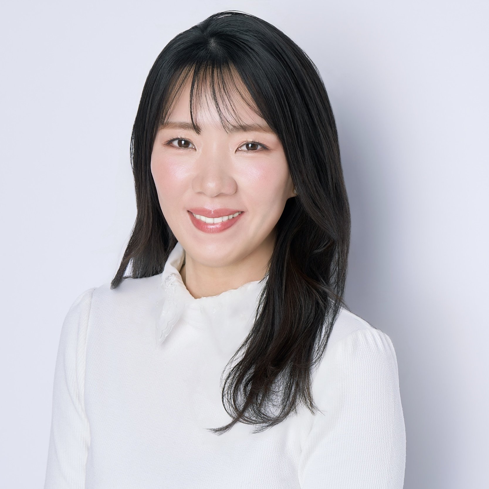 【脱・お疲れ顔！】「ビューティゾーン強調塗り」で40代の疲れ感を解消！｜yumiの大人のメイク悩み解決塾 Vol.13