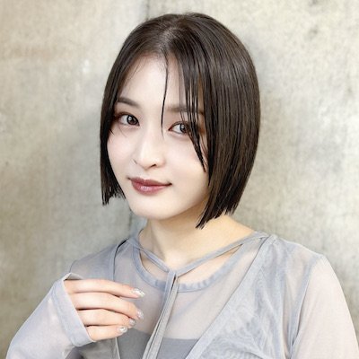 ダークカラーで落ち着いた雰囲気に！面長カバーの艶っぽボブ｜最旬ヘアカタログ