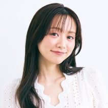 森 香澄さんもオススメ♡ 夏のうっとり揺れツヤ髪は、“いい香り”の贅沢ヘアケアで♡【『美的』8月号特別付録】