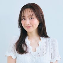 オバジのビタミンC×W酵素の洗顔パウダーで、大人毛穴にハリと透明感【『美的』8月号特別付録】