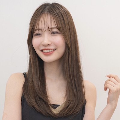 ナチュラルだけど品がある！時短＆小顔効果を叶える大人のセミロング｜最旬ヘアカタログ