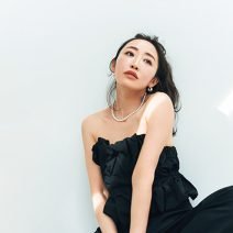 神崎 恵さんのようなつるつる透明感肌に♡ 夏は角質ケア、保湿、UVケアを徹底！