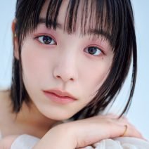 シャネルの多幸感カラーのアイラインで雨の日も眼差しを彩って♡｜當真あみさん×H＆M北原 果さんで提案