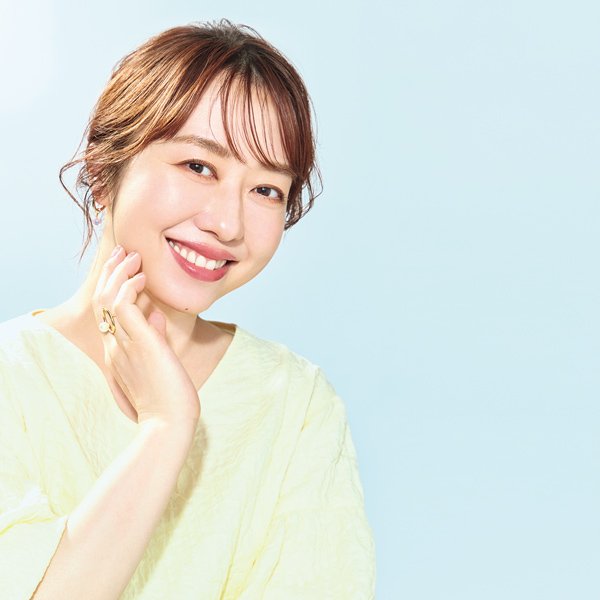 スピーディかつキレイな美ツヤに！ あいりさんの時短ベースメイクテクをご紹介♡