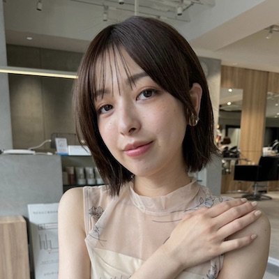 夏らしさを引き出す！抜け感フェイスレイヤーの“涼感ボブ”｜最旬ヘアカタログ