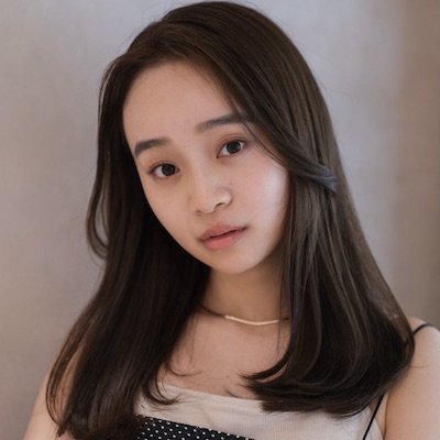 ワンカールで簡単！長めバングに合わせる柔らかセミロング｜最旬ヘアカタログ